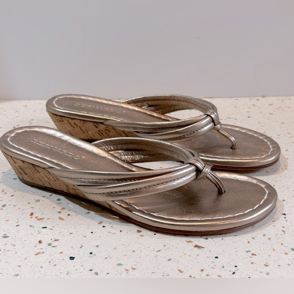 BERNARDO Miami Leather Platinum Metallic Tong Cork Wedge Sandals - Picture 2 of 13